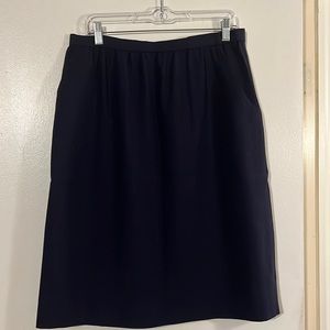 Schrader sport darkest blue 100% wool skirt